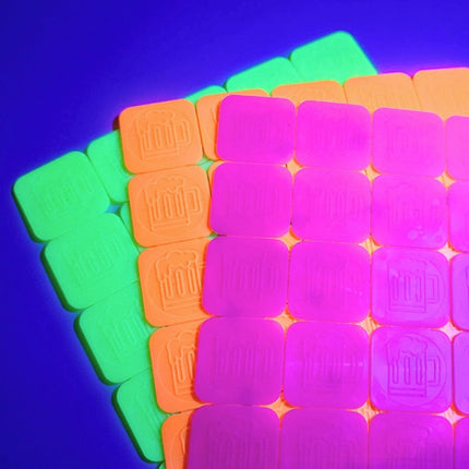 Eventchips Bierkrug Relief fluoreszierend - 1000 Stück