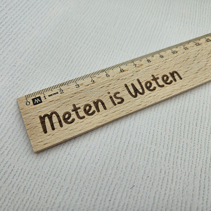 Lineal Holz mit Name - pro Stück